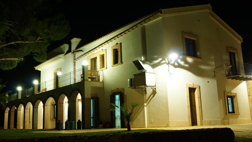 Agriturismo Feudo Muxarello Villa Aragona Exteriör bild