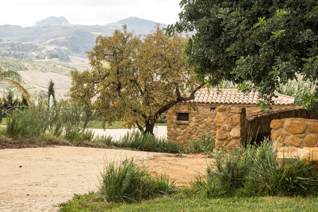 Agriturismo Feudo Muxarello Villa Aragona Exteriör bild