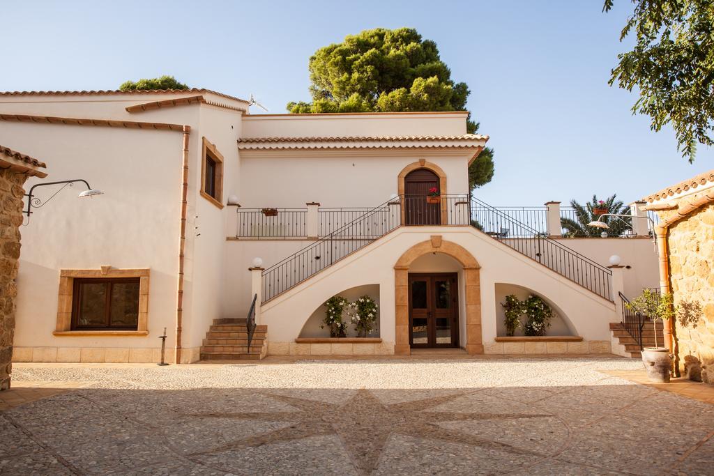 Agriturismo Feudo Muxarello Villa Aragona Exteriör bild