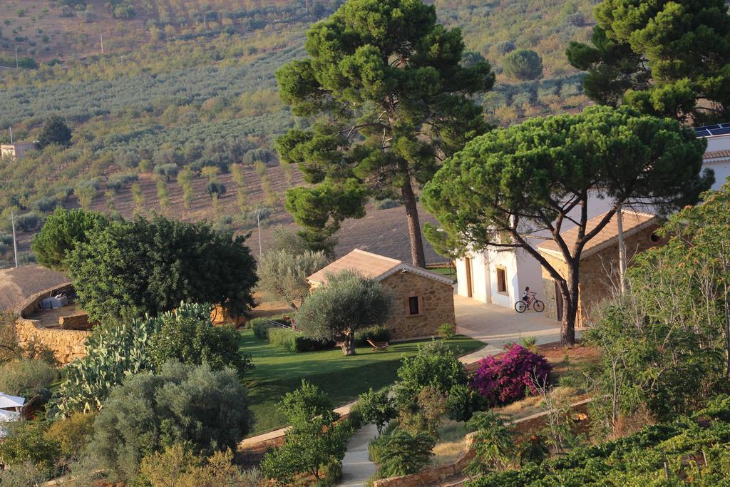 Agriturismo Feudo Muxarello Villa Aragona Exteriör bild