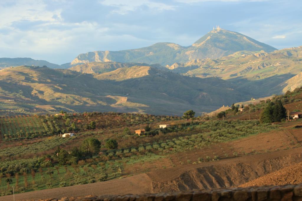 Agriturismo Feudo Muxarello Villa Aragona Exteriör bild